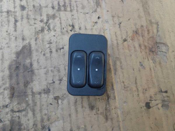 BOUTON LEVE VITRE OPEL CORSA C / COMBO / MERIVA A ( 2VITRES ) - Vue 1